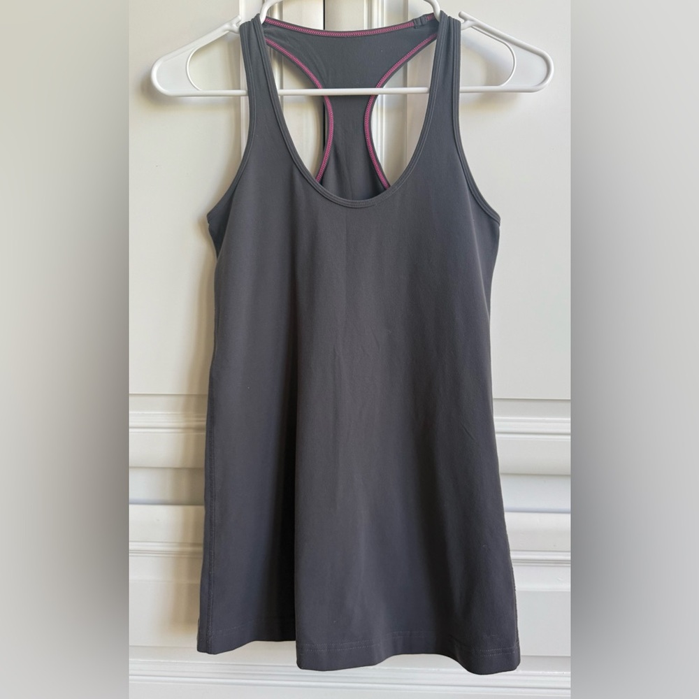 Lululemon Athletica Charcoal Women’s Workout Tank
